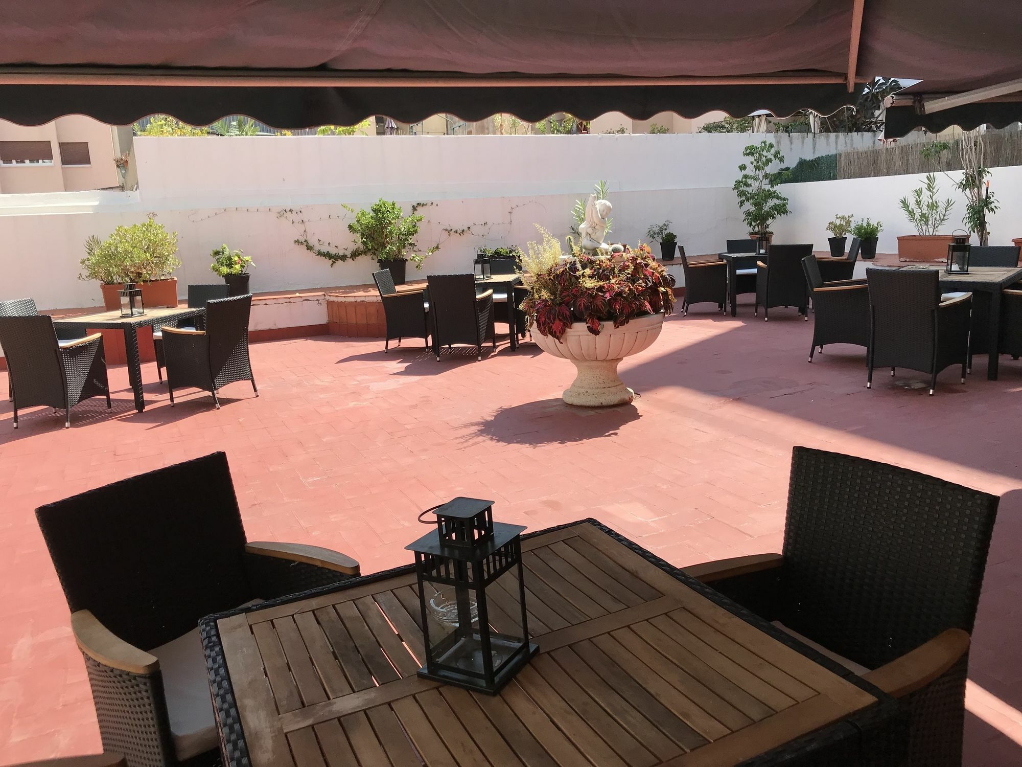 Olivia Barcelona Hostel Bagian luar foto